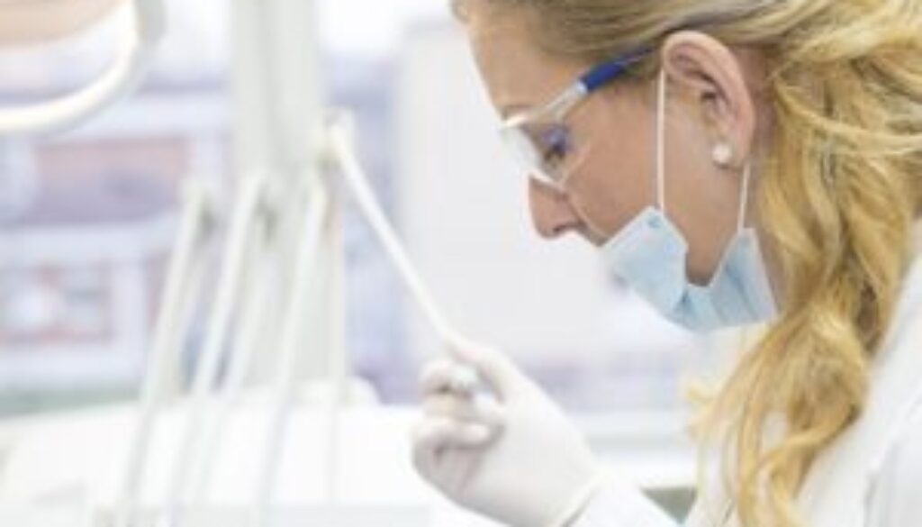 doctor-563429_640 doctor-563429_640